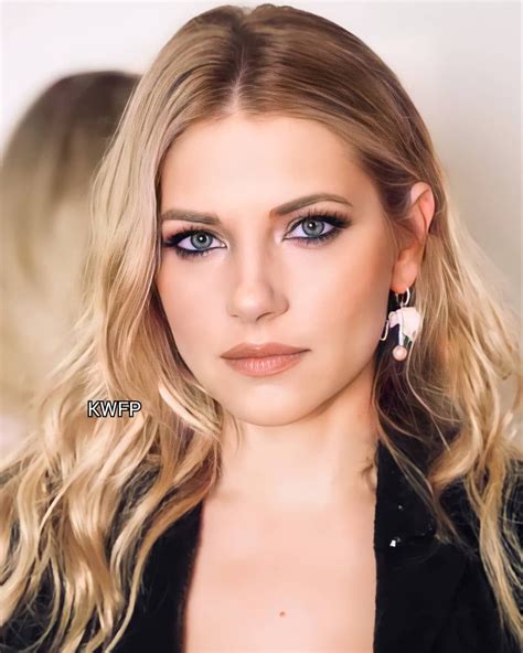 katheryn winnick pictures|Katheryn Winnick (@katherynwinnick) • Instagram .